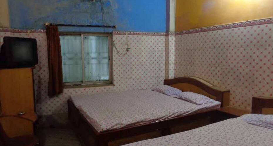Lodge Anandam, Tarapith 2
